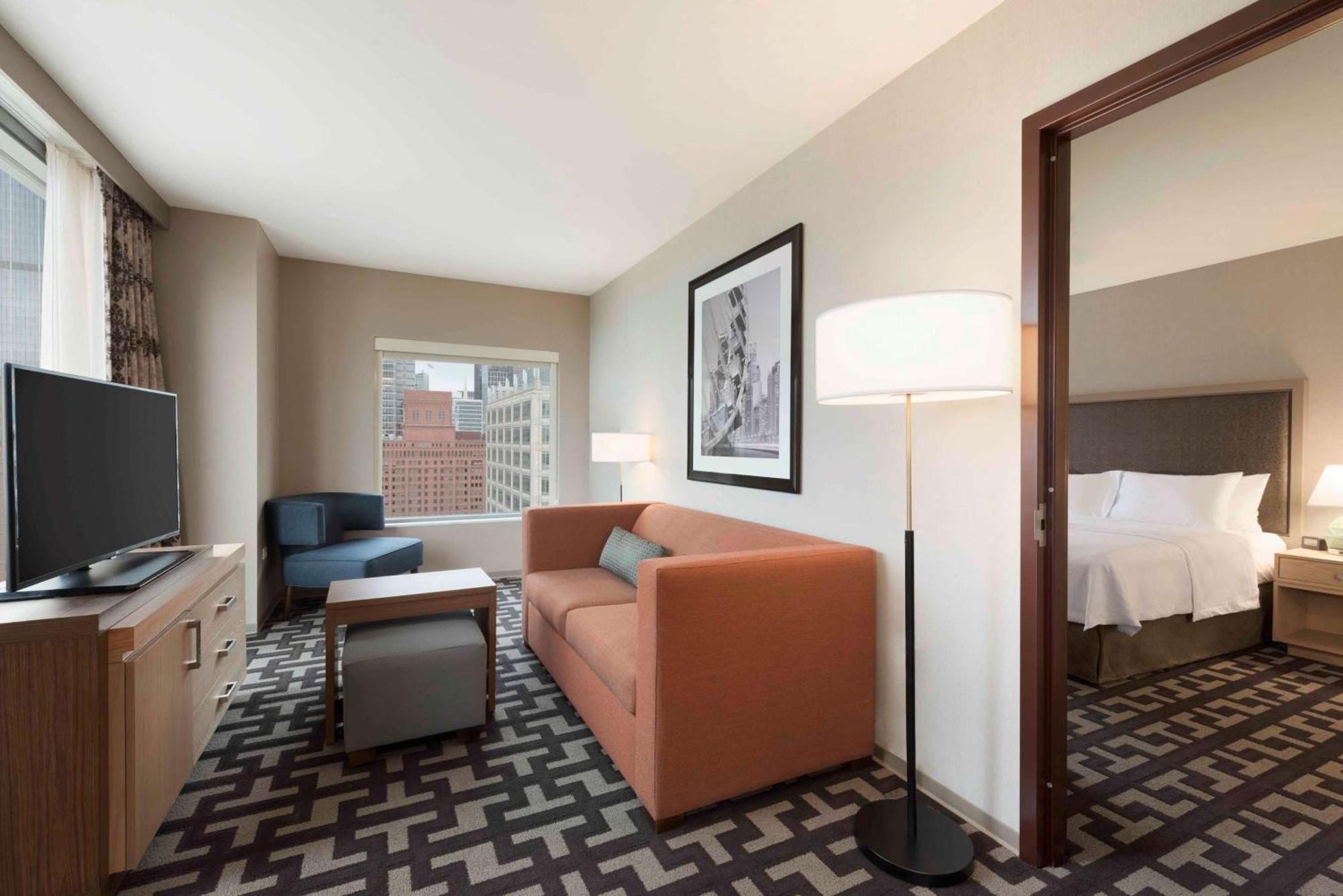 Homewood Suites By Hilton Chicago West Loop Fulton Mkt Area Exterior photo