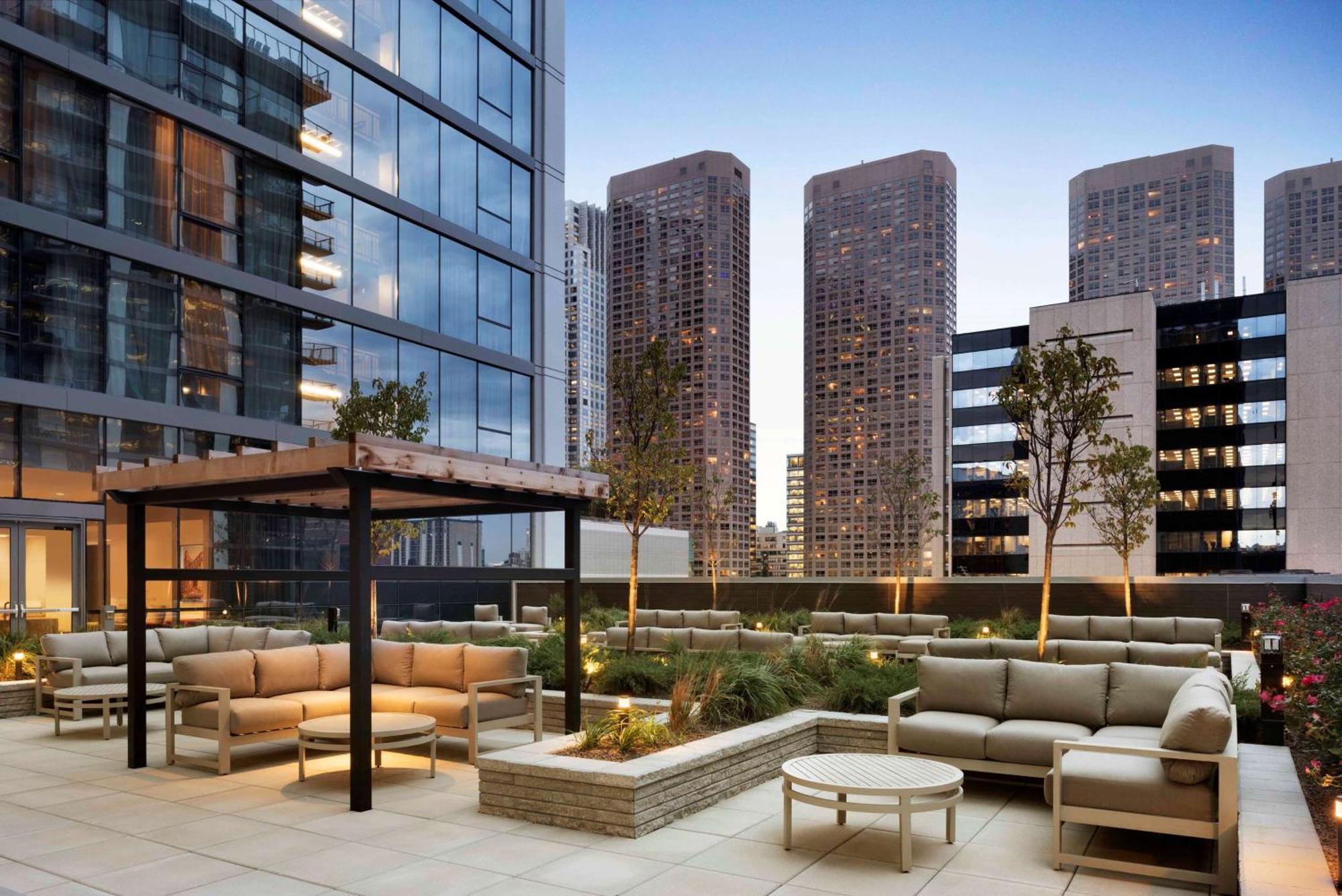 Homewood Suites By Hilton Chicago West Loop Fulton Mkt Area Exterior photo